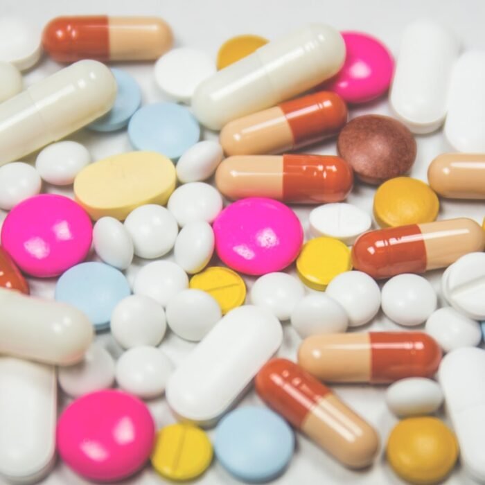 pills-mixed
